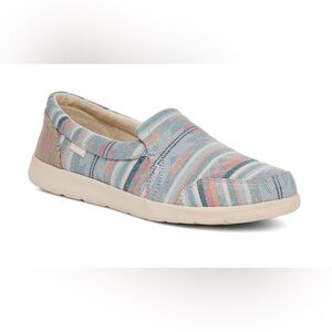 NWOB Sanuk Hangout Lite “Blanket” Slip On Casual Shoes Sneakers Aztec Print